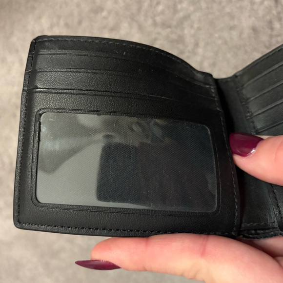 Coach Id Billfold Wallet in Signature Canvas - Picture 7 of 13